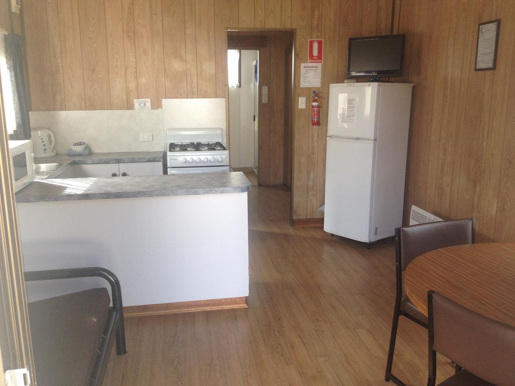 Hillcrest Tourist Park Hotel St Helens Kamer foto